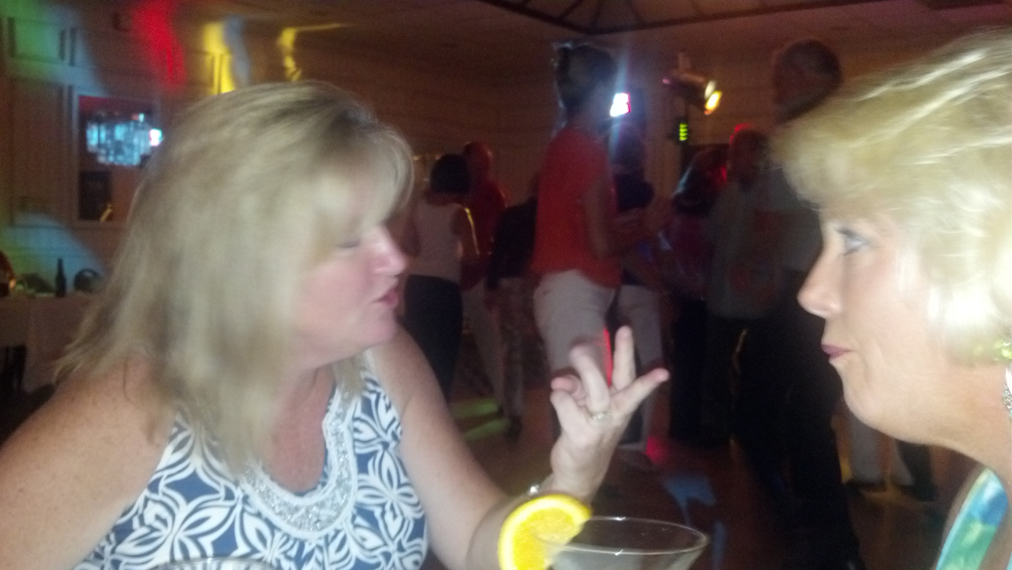 2012-06-23_21Nancy&Wendy.jpg