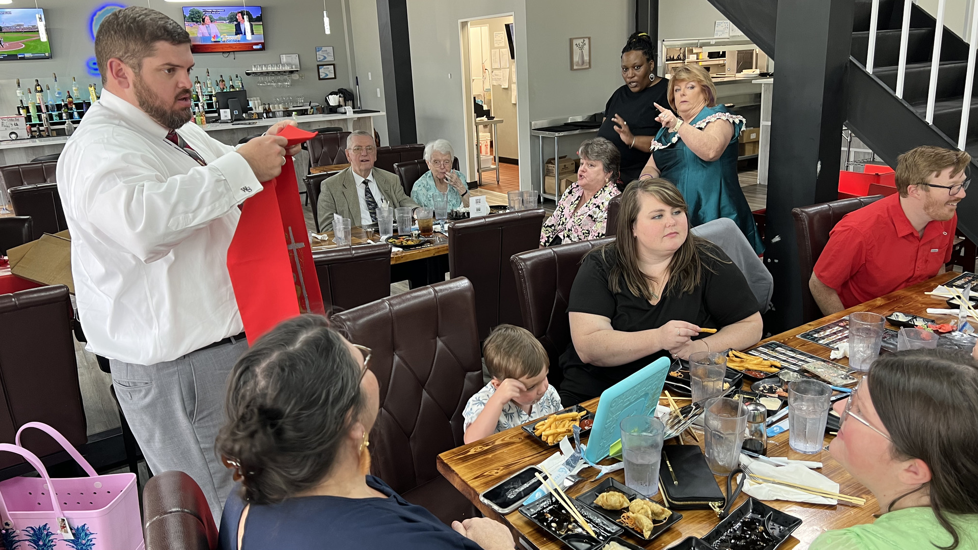 Ordination_Lunch.jpg